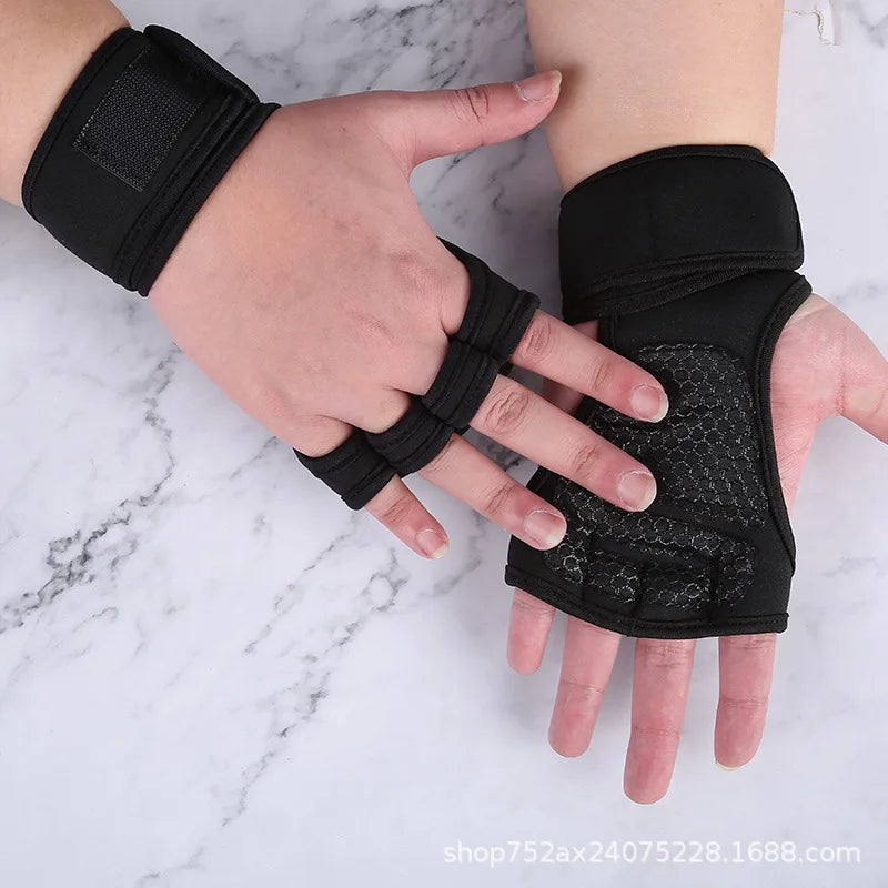 Gym Gloves with Wrist Wrap, Full Protection, Super Breathable Weight Lifting Workout Gloves Exercise Cross Training Cycling