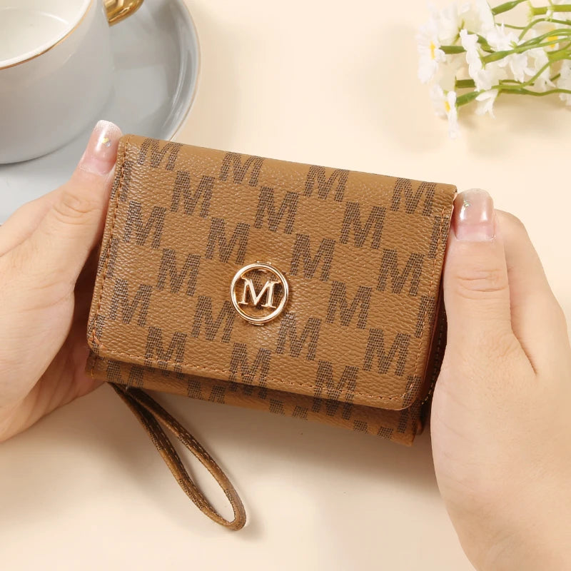 2025 Women's Wallet Short Style Trendy New Three-Fold Fashion Simple Alphabet Portable Multi-Card Holder P