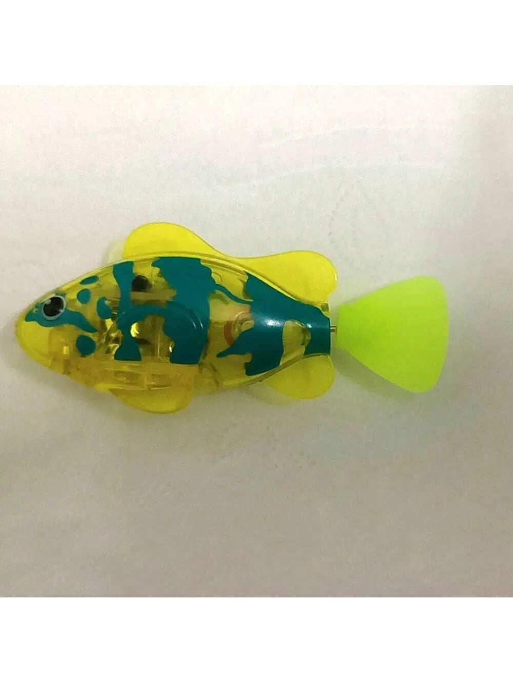 Cat Toy LED Inductive Interactive Swimming Robot Fish Toys Glowing Electric Fishs Stimulate Kitten Hunting Instinct Pet Products