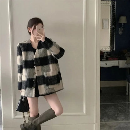 Retro plaid Woolen Coat Women's Autumn winter New 2025 Loose V-neck Casual Long Sleeve Wool Overcoat Outerwear Female Jacket