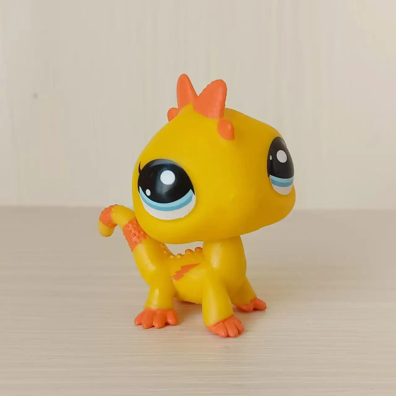1pc original pets shop toys dog cat bear loose cute toys model toys gift