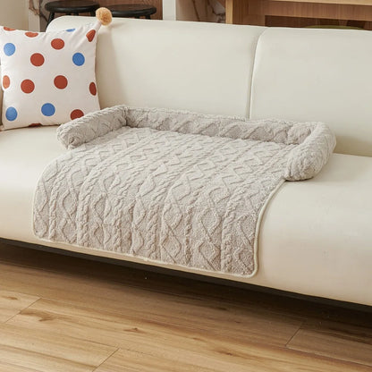 Pet Supplies Non-Slip Pet Sofa Bed Scratch Resistant Thickened Warm Pet Mattress with Pillow Super Soft Car Pet Mat Indoor